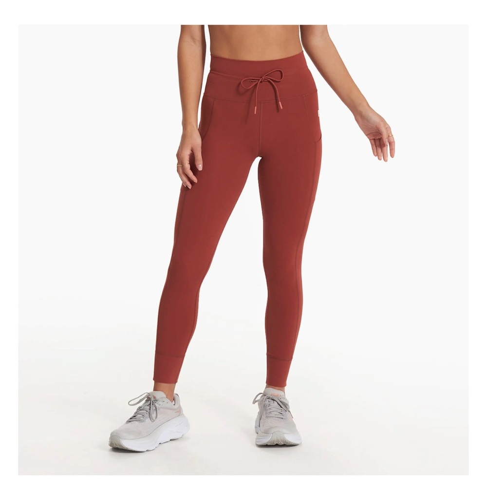 Vuori Daily Legging – Rust Colored – Size Large